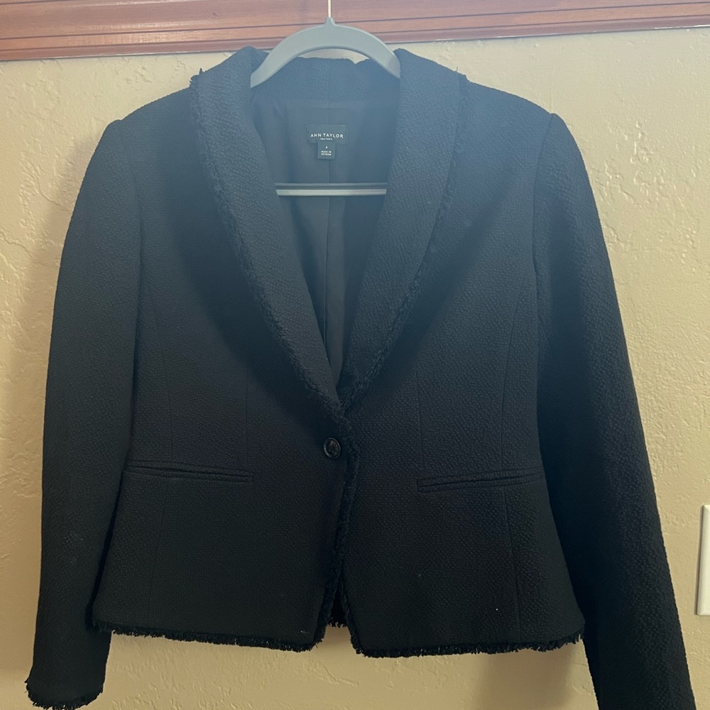Ann Taylor Women's Black Blazer